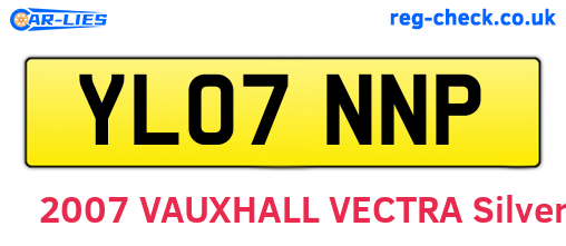 YL07NNP are the vehicle registration plates.