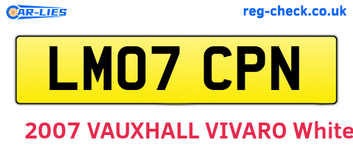LM07CPN are the vehicle registration plates.