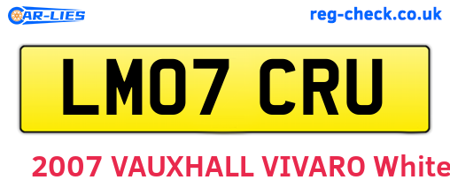 LM07CRU are the vehicle registration plates.