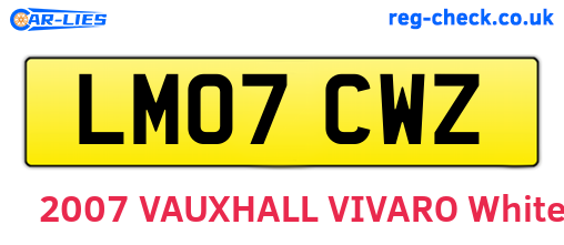 LM07CWZ are the vehicle registration plates.