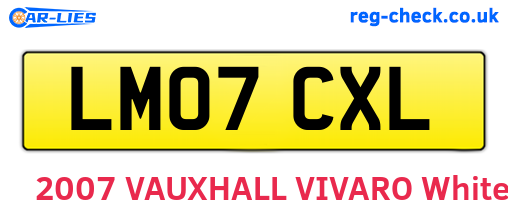 LM07CXL are the vehicle registration plates.