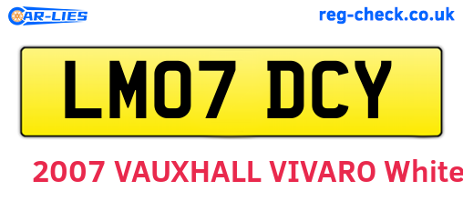 LM07DCY are the vehicle registration plates.