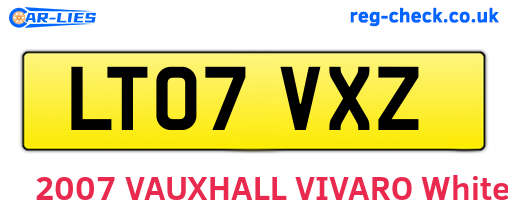 LT07VXZ are the vehicle registration plates.