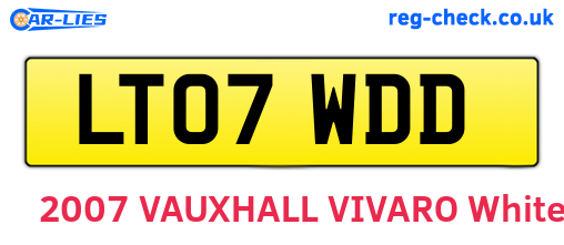 LT07WDD are the vehicle registration plates.