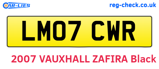 LM07CWR are the vehicle registration plates.
