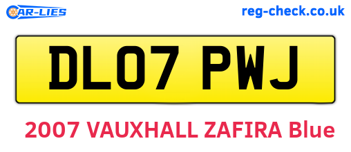 DL07PWJ are the vehicle registration plates.