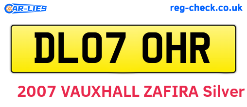 DL07OHR are the vehicle registration plates.