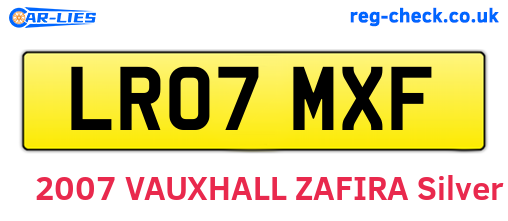 LR07MXF are the vehicle registration plates.