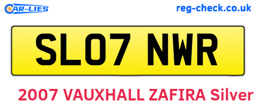 SL07NWR are the vehicle registration plates.