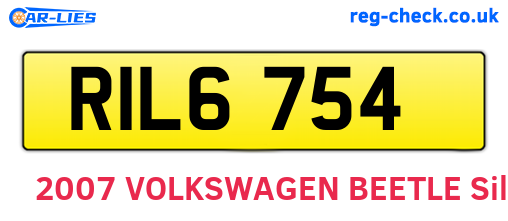 RIL6754 are the vehicle registration plates.