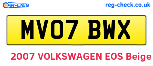 MV07BWX are the vehicle registration plates.