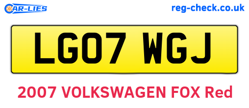 LG07WGJ are the vehicle registration plates.