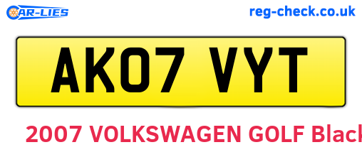 AK07VYT are the vehicle registration plates.