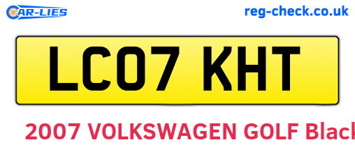 LC07KHT are the vehicle registration plates.