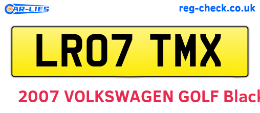 LR07TMX are the vehicle registration plates.