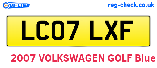 LC07LXF are the vehicle registration plates.