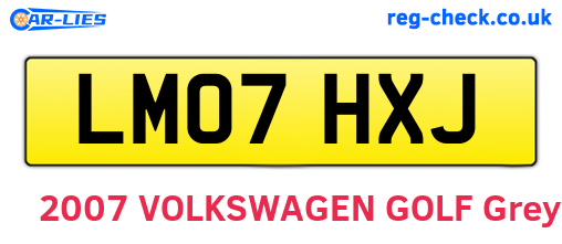 LM07HXJ are the vehicle registration plates.