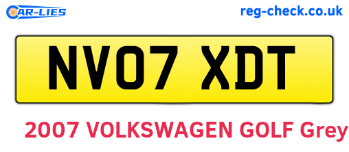 NV07XDT are the vehicle registration plates.