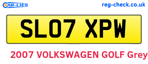SL07XPW are the vehicle registration plates.