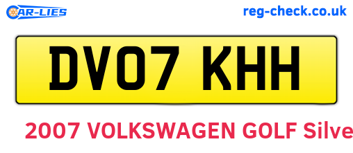 DV07KHH are the vehicle registration plates.