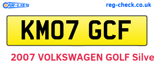 KM07GCF are the vehicle registration plates.