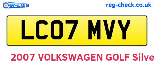 LC07MVY are the vehicle registration plates.