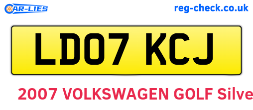 LD07KCJ are the vehicle registration plates.