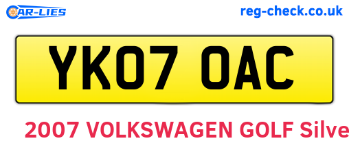 YK07OAC are the vehicle registration plates.
