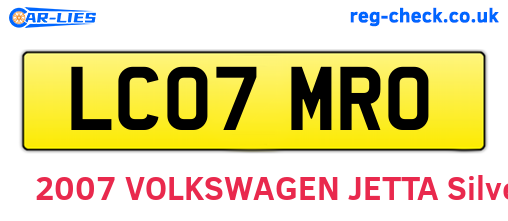 LC07MRO are the vehicle registration plates.
