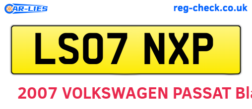 LS07NXP are the vehicle registration plates.