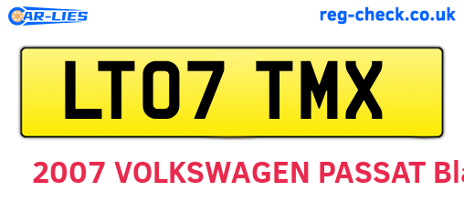 LT07TMX are the vehicle registration plates.