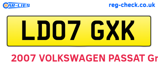 LD07GXK are the vehicle registration plates.