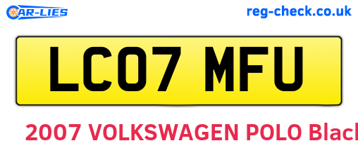 LC07MFU are the vehicle registration plates.