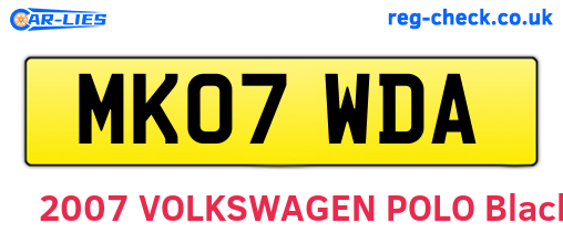 MK07WDA are the vehicle registration plates.