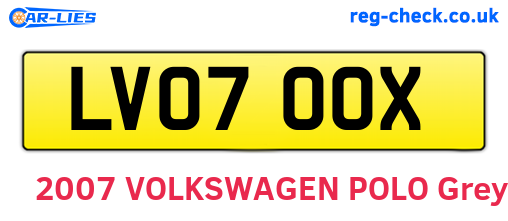 LV07OOX are the vehicle registration plates.