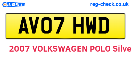 AV07HWD are the vehicle registration plates.