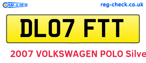 DL07FTT are the vehicle registration plates.
