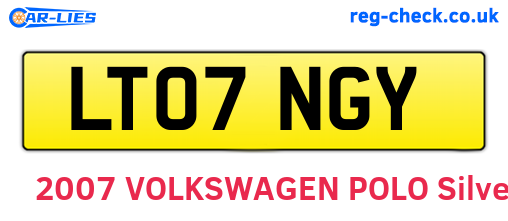 LT07NGY are the vehicle registration plates.