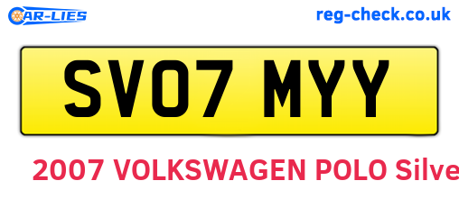 SV07MYY are the vehicle registration plates.