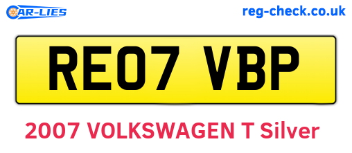 RE07VBP are the vehicle registration plates.