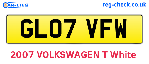 GL07VFW are the vehicle registration plates.