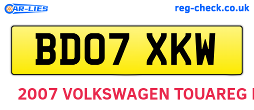 BD07XKW are the vehicle registration plates.