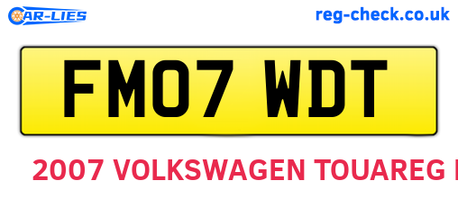 FM07WDT are the vehicle registration plates.