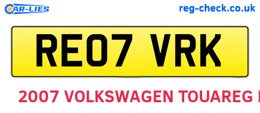 RE07VRK are the vehicle registration plates.