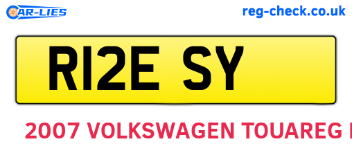 R12ESY are the vehicle registration plates.