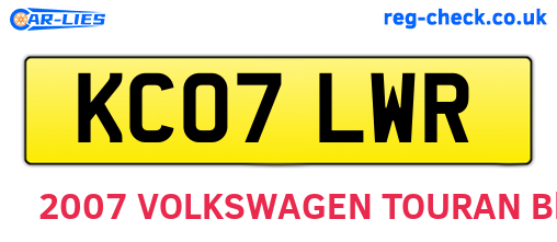 KC07LWR are the vehicle registration plates.