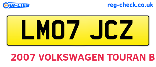 LM07JCZ are the vehicle registration plates.
