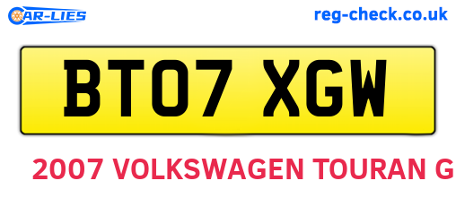 BT07XGW are the vehicle registration plates.