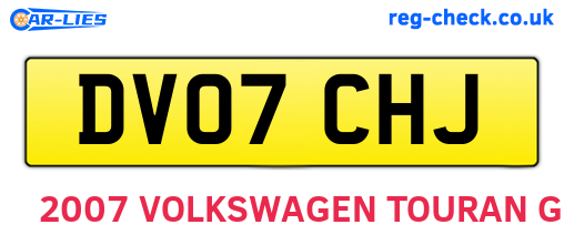DV07CHJ are the vehicle registration plates.