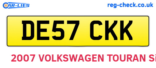 DE57CKK are the vehicle registration plates.